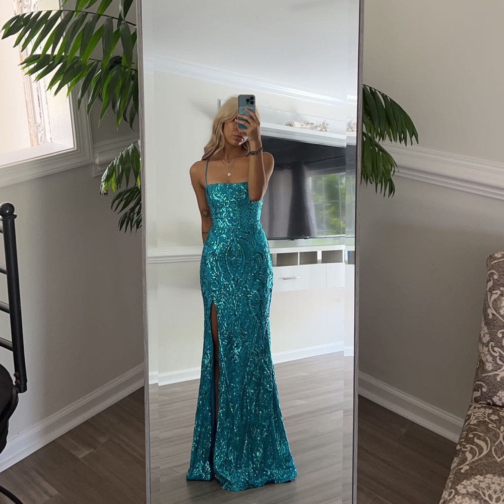 Windsor Rowena Sequin Mermaid Dress